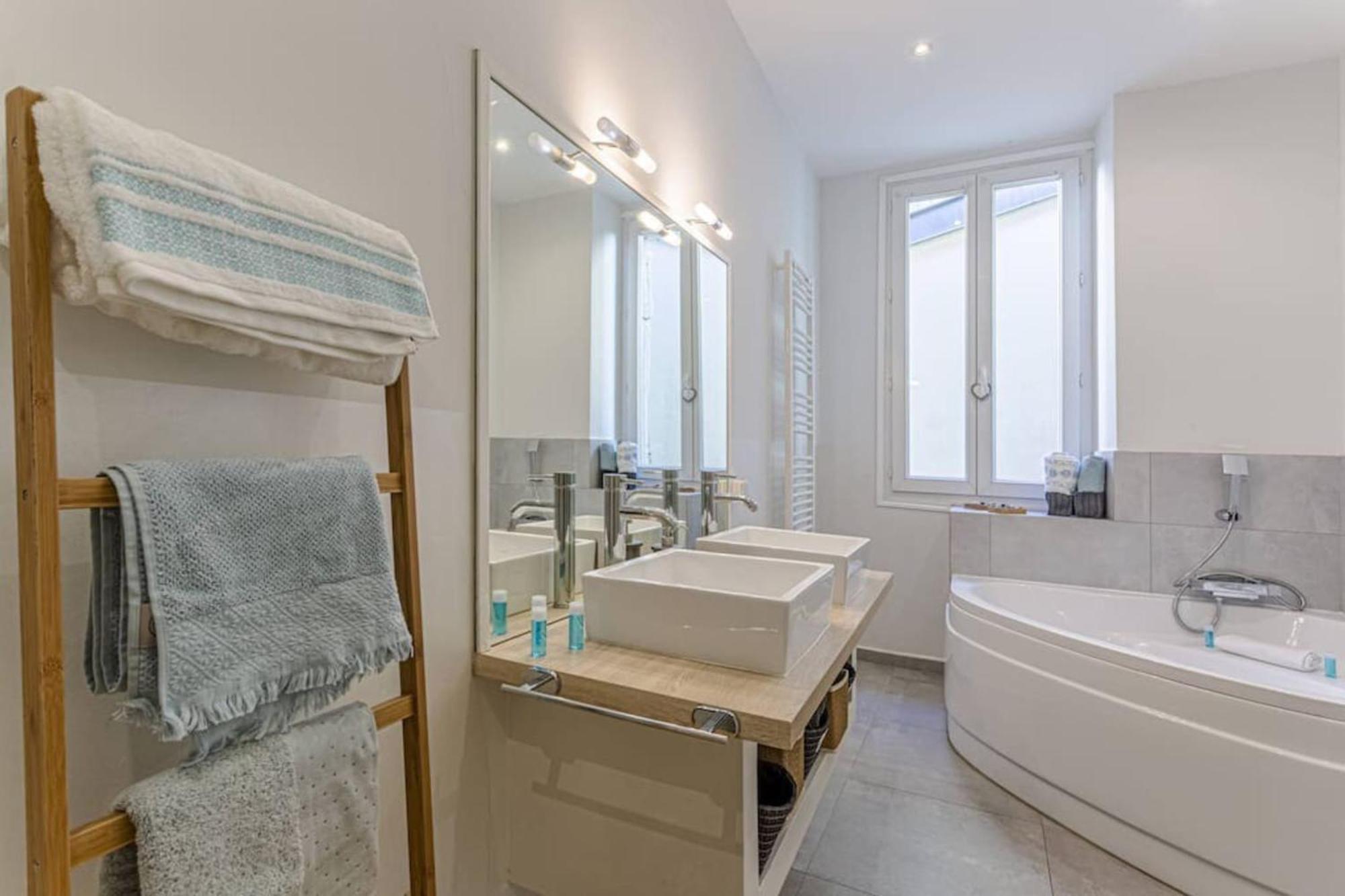 Gambetta - Charming 2 Bedroom - Near Promenade Ницца Экстерьер фото